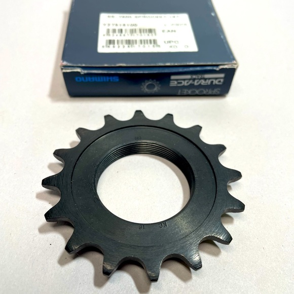 Shimano Dura Ace SS-7600 Track Sprocket 16T - Picture 6 of 9